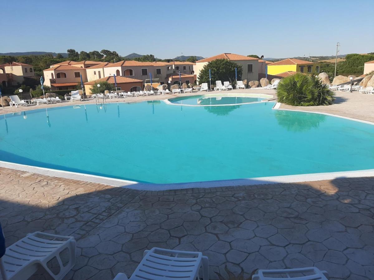 Appartamento Residence Mirice Vignola Mare Aglientu Casa Giorgia Zewnętrze zdjęcie